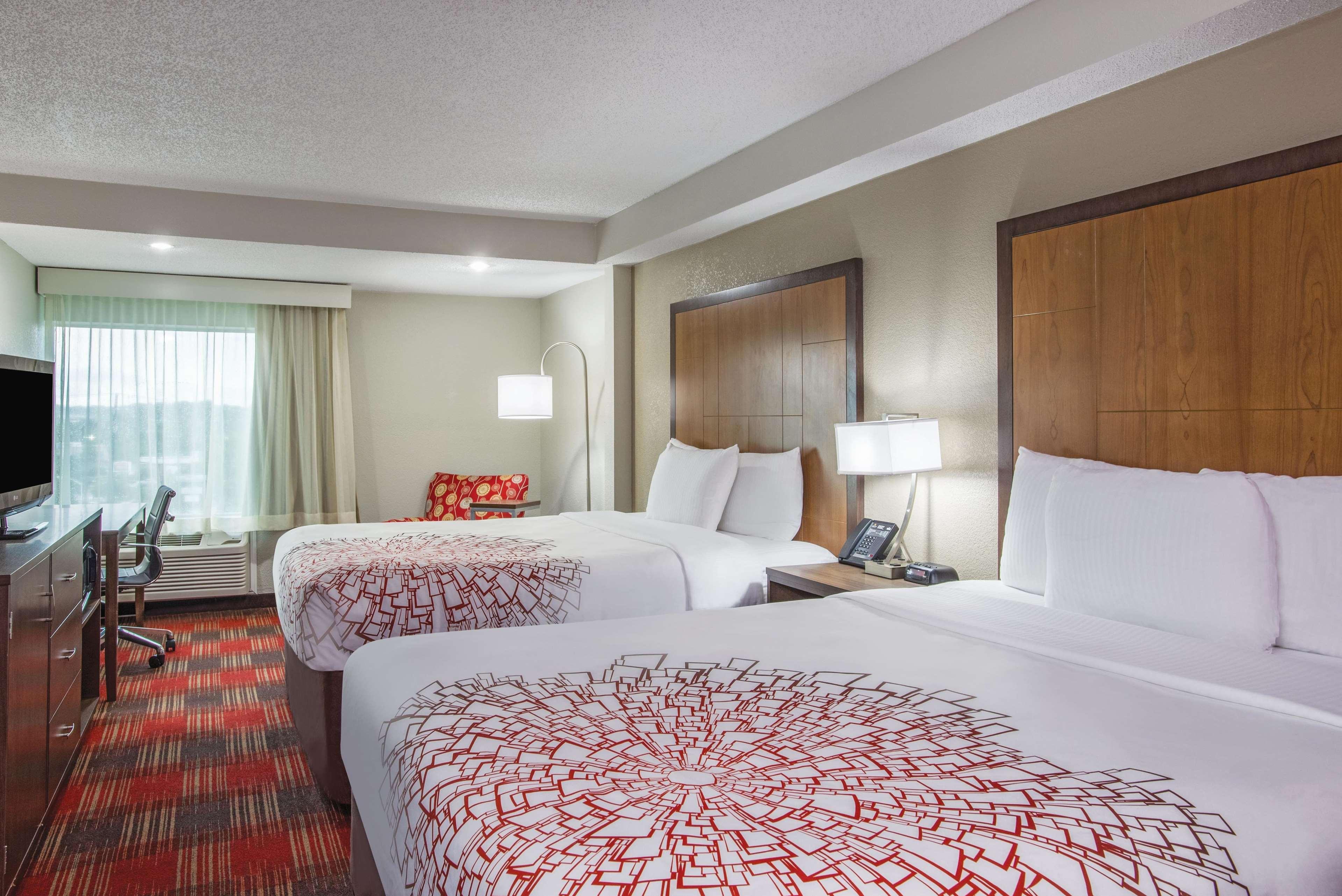 La Quinta Inn & Suites By Wyndham Dc Metro Capital Beltway Capitol Heights Εξωτερικό φωτογραφία