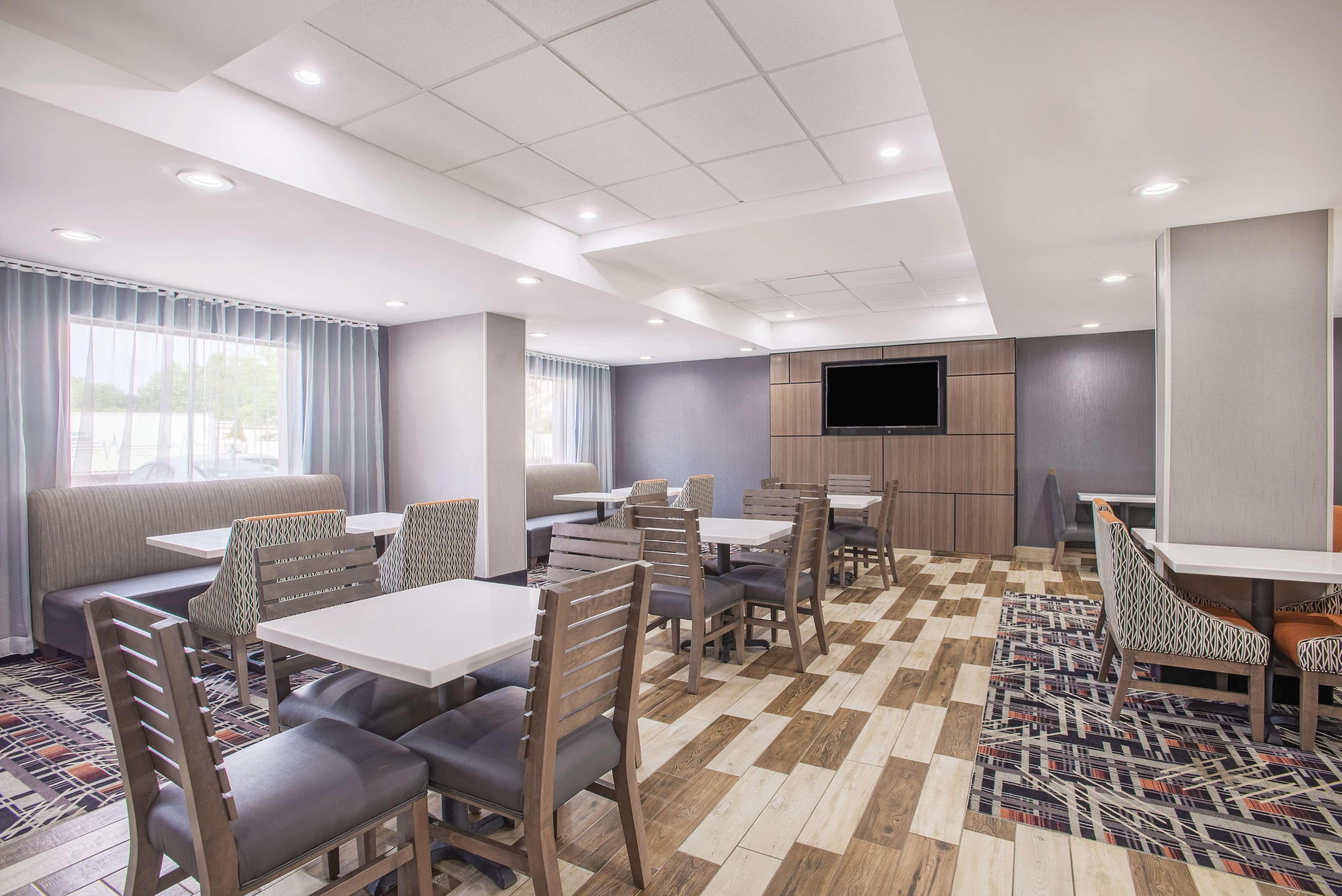 La Quinta Inn & Suites By Wyndham Dc Metro Capital Beltway Capitol Heights Εξωτερικό φωτογραφία