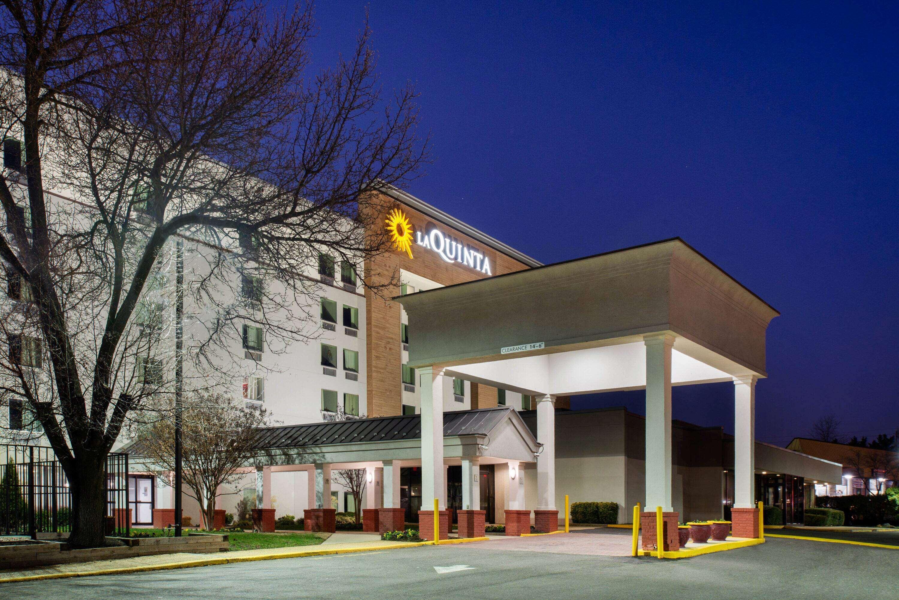 La Quinta Inn & Suites By Wyndham Dc Metro Capital Beltway Capitol Heights Εξωτερικό φωτογραφία