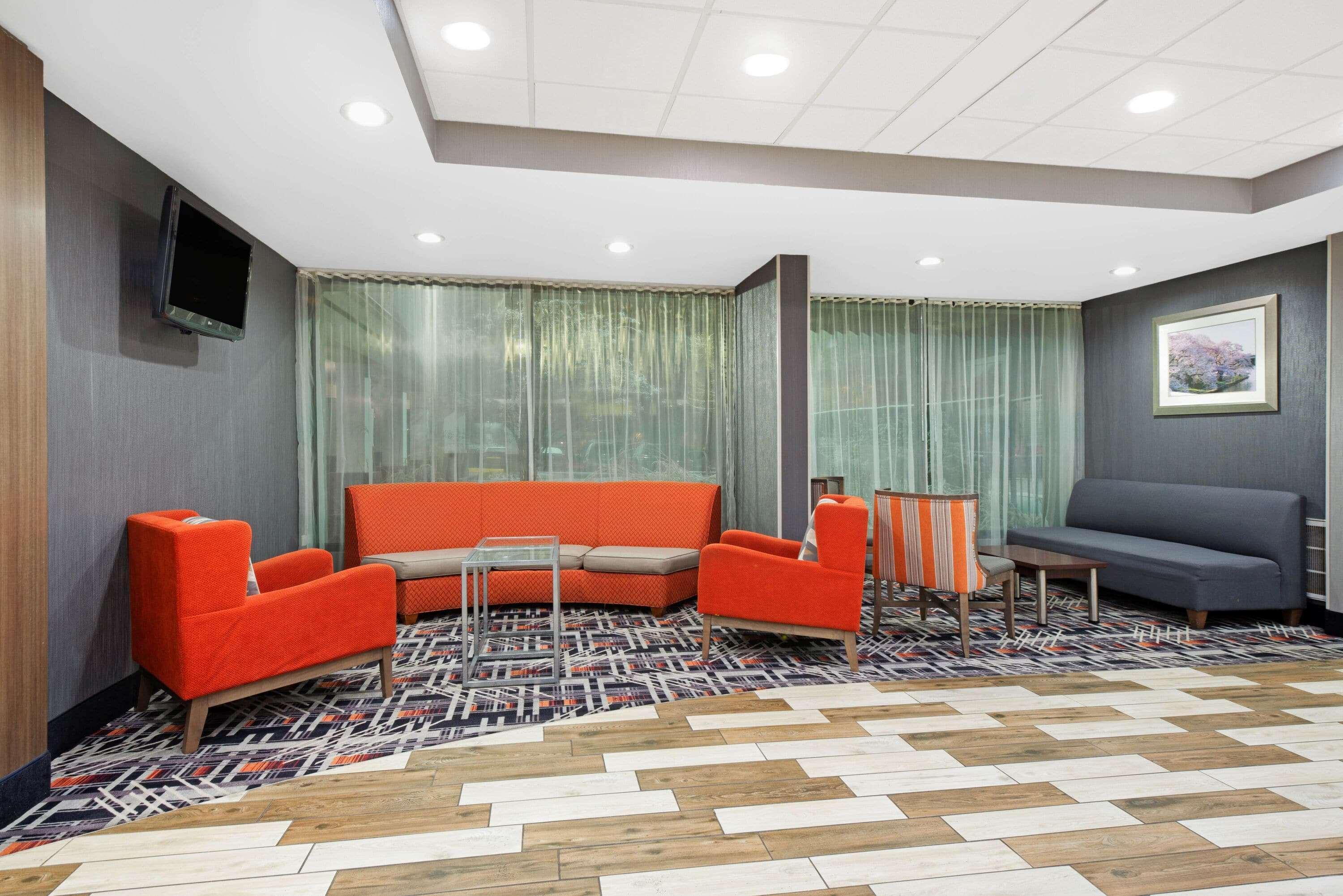 La Quinta Inn & Suites By Wyndham Dc Metro Capital Beltway Capitol Heights Εξωτερικό φωτογραφία