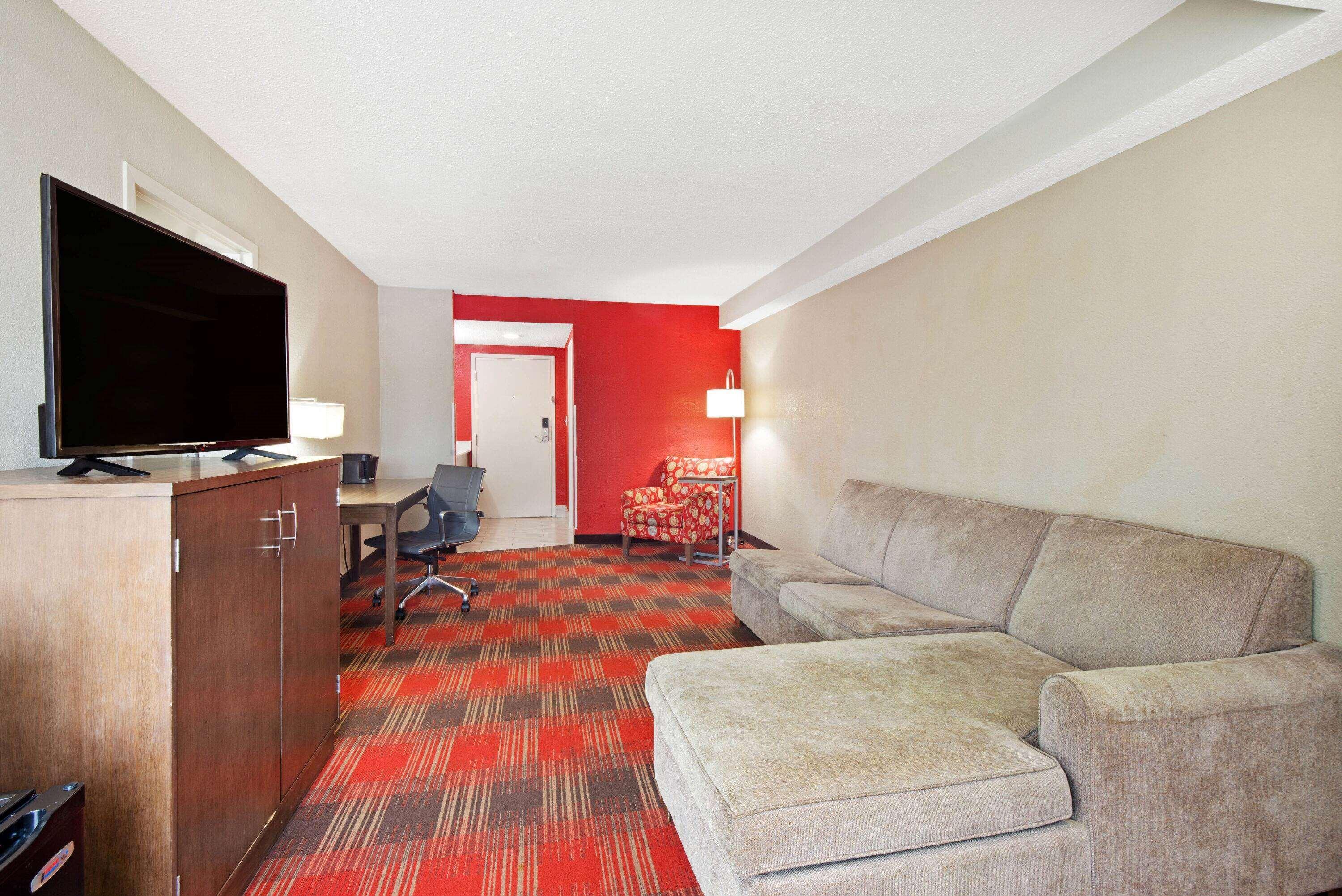 La Quinta Inn & Suites By Wyndham Dc Metro Capital Beltway Capitol Heights Εξωτερικό φωτογραφία