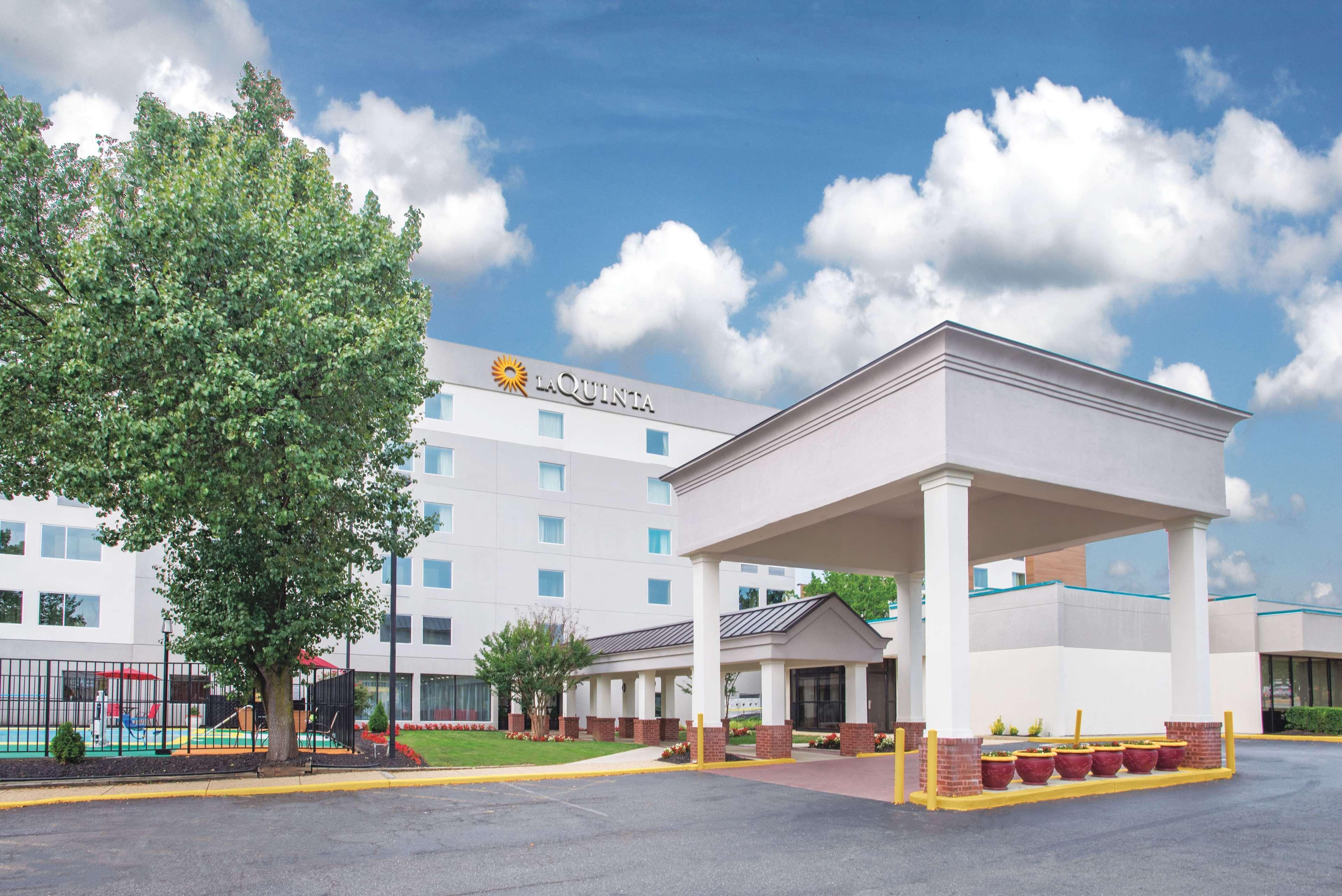 La Quinta Inn & Suites By Wyndham Dc Metro Capital Beltway Capitol Heights Εξωτερικό φωτογραφία